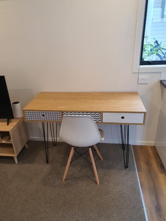 אפר האט Modern 1 Bedroom Guest House מראה חיצוני תמונה